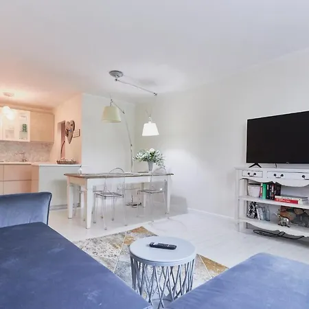 70m2 Przy Parku Zdrojowym, Plaza, Centrum. * シフィノウイシチェ