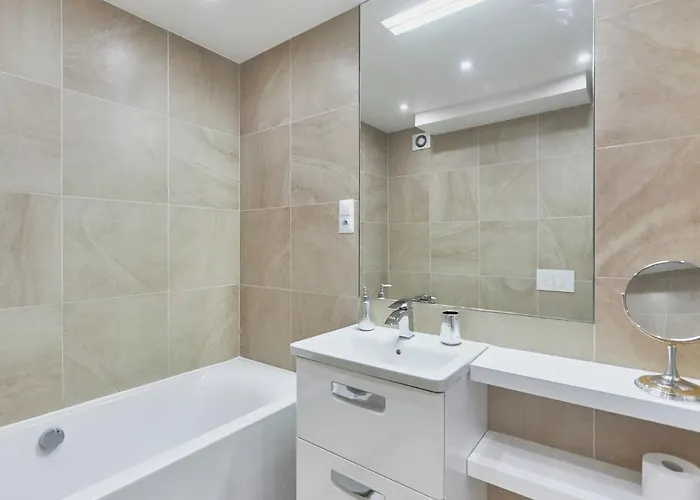 70m2 Przy Parku Zdrojowym, Plaza, Centrum. Apartman